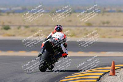 media/Oct-08-2022-SoCal Trackdays (Sat) [[1fc3beec89]]/Turn 11 Backside (1145am)/